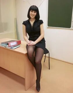 Красивые учителя в юбках - 95 фото