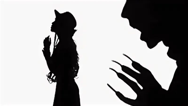 Пикник лишь влюбленному вампиру. Пикник вампир. пикник влюбленный вампир. шуточно ответ влюбленному вампиру от девушки.
