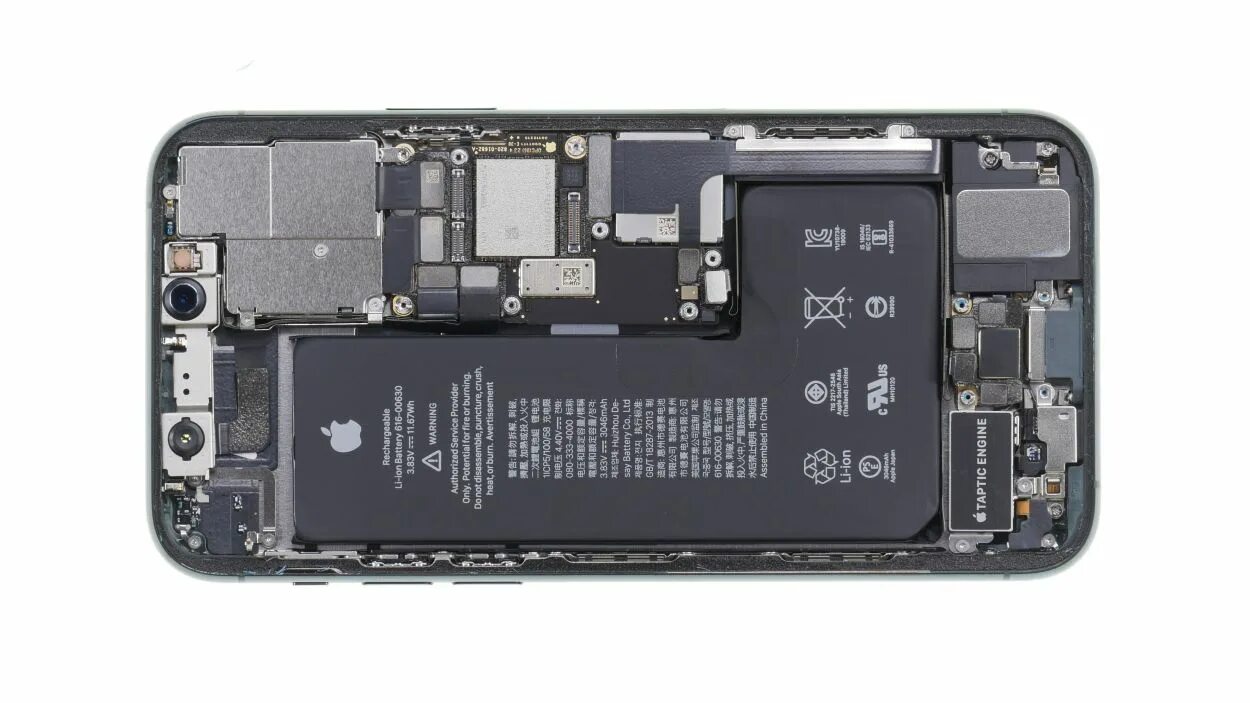 Iphone 15 сколько аккумулятор. Iphone 11 Pro Battery. Iphone 13 Pro вибромотор. Разъем АКБ iphone 11. Коннектор АКБ iphone 12 Pro.