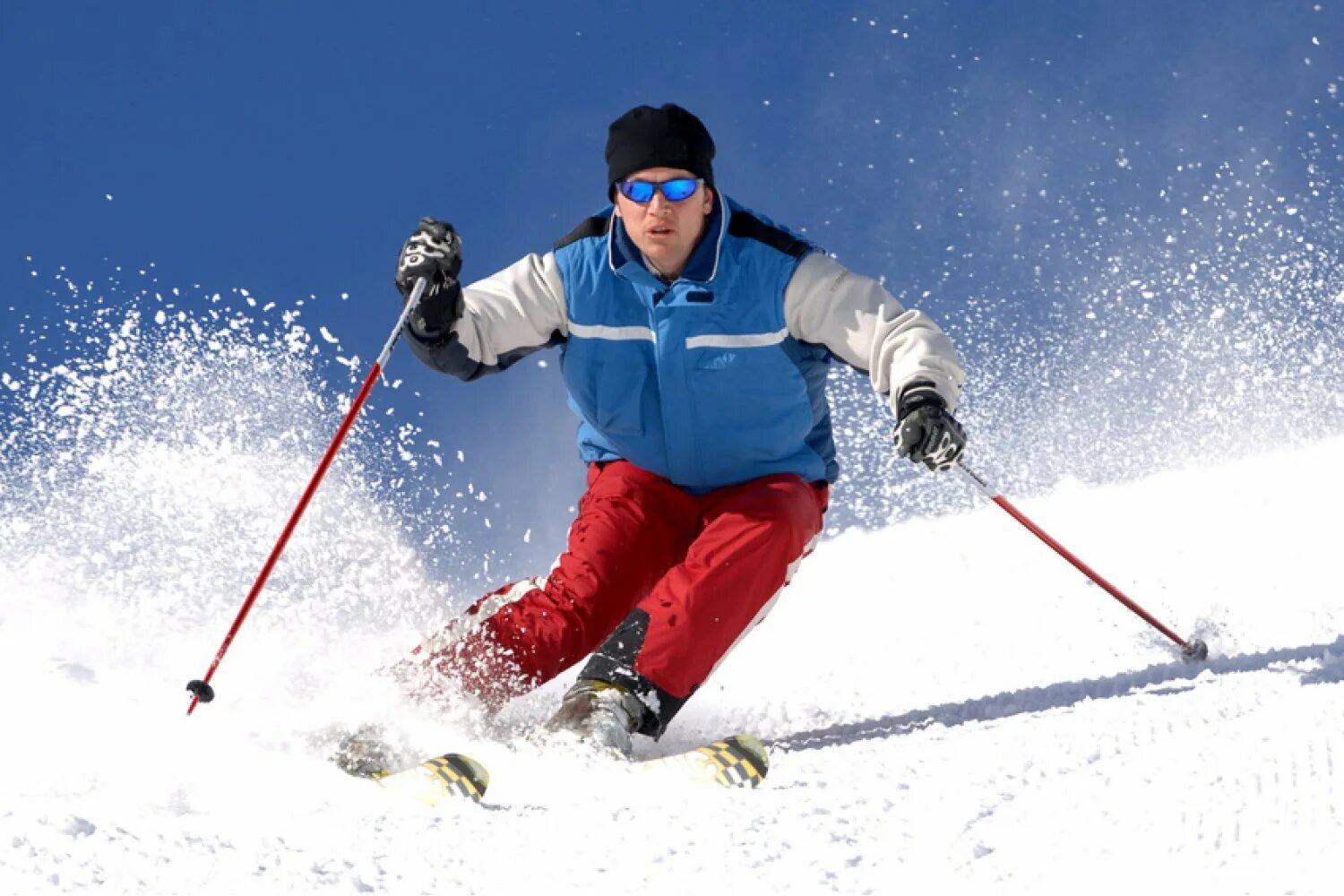 Как читается skiing