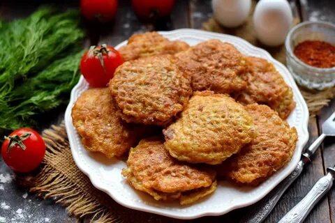 Вафли с фаршем в кляре на сковороде