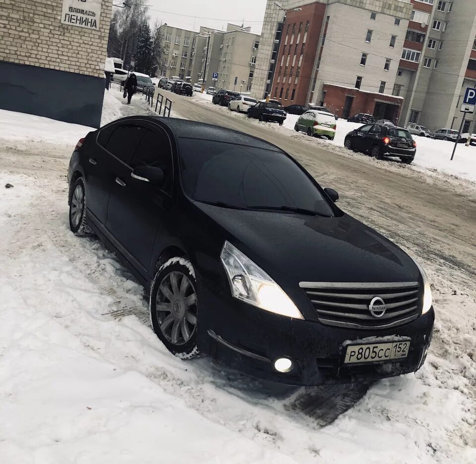 Nissan teana j32 2013. Тонированная теана j32. Ниссан тонированный. Nissan primera p12 черный. Nissan teana j32 2010.