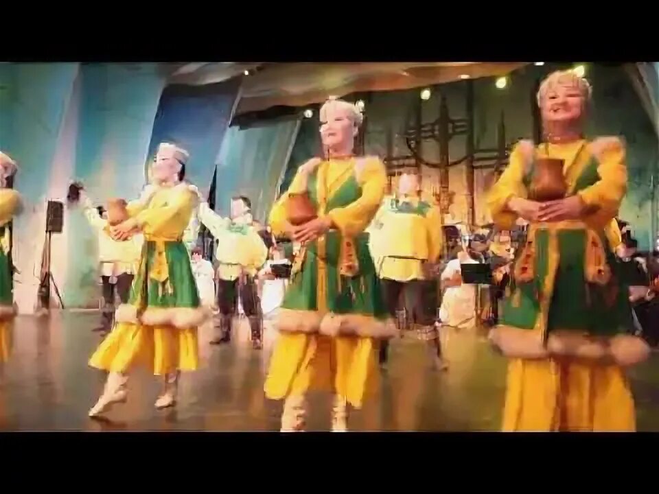 Гулун ансамбль якутия. Якутский танец песня. Якутский танец песня. Танец якутяночка. Ансамбль добун саха якутия.