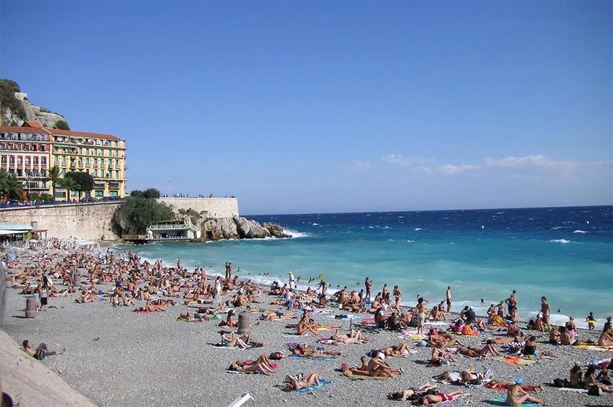 Nice beach. Ницца Лазурный берег пляж. Лазурный берег Франции Ницца. Ницца Лазурный пляж.