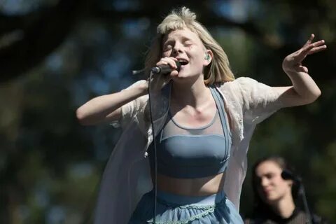 Aurora Aksnes, Stavanger, Extended Play, Aurora Fashion, Love Warriors.