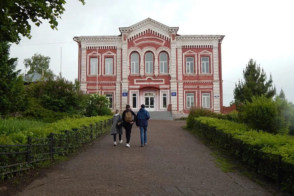 Башкортостан бирск работа. Женская гимназия бирск. школа 3 бирск республика башкортостан. город бирск школа 3. город бирск башкирия.