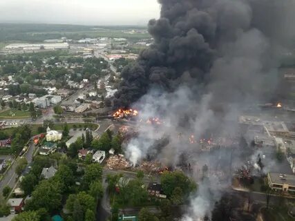 Славянск бомбят