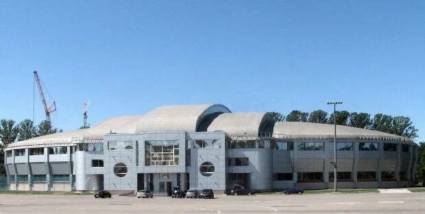 Теннис крестовский остров. Губернаторские корты на крестовском. Sport palace на крестовском. Теннис крестовский остров. Крестовский остров северная дорога велотрек.