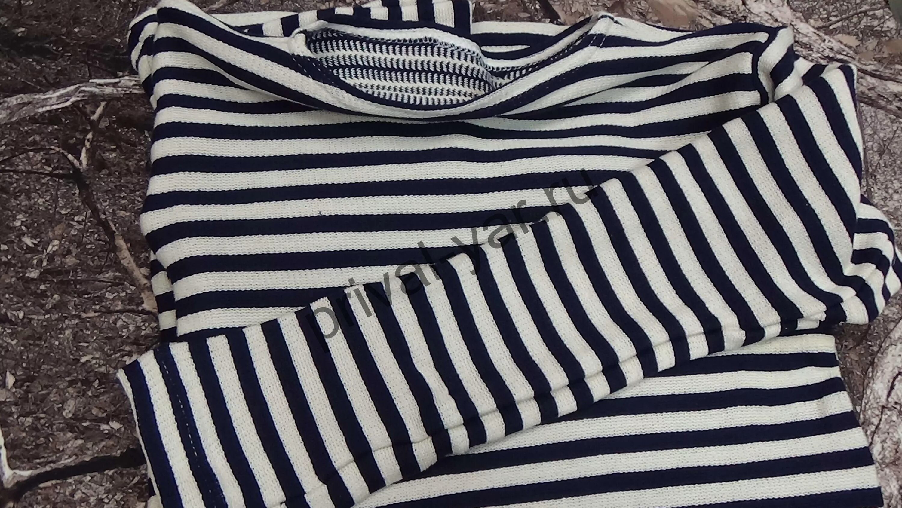 Тельняшки спицами. Тельняшки спицами. Kim hargreaves полосатый. Полосатая кофта спицами. Вязаная тельняшка для женщин.