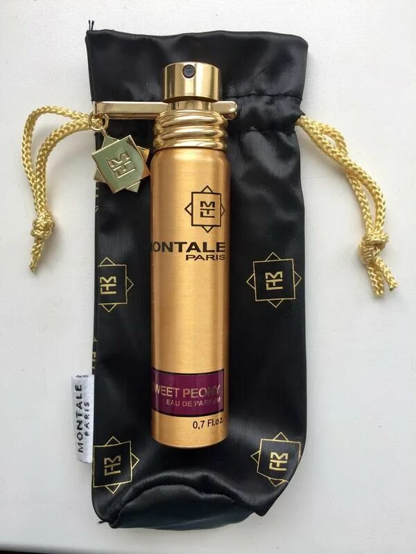 Монталь духи 20 мл. Пьер монталь парфюмер фото. Montale wood on fire 20 ml. Montale 10 мл. Монталь тропикал вуд.