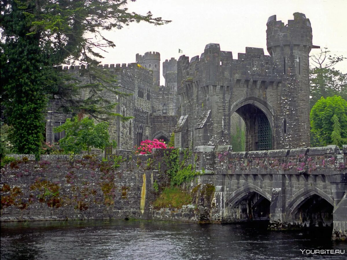 Ashford Castle, Ирландия. Ashford Castle, графство Мейо, Ирландия. Замок Эшфорд (Ashford Castle). Отель замок Эшфорд (Ashford Castle), Ирландия. Окрестности замка