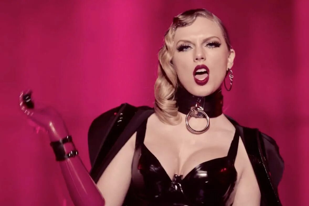 Taylor swift look what you made. Тейлор свифт look what you made. look what you made me do taylor. тейлор свифт клипы. тейлор свифт в клипе look what you made me do.