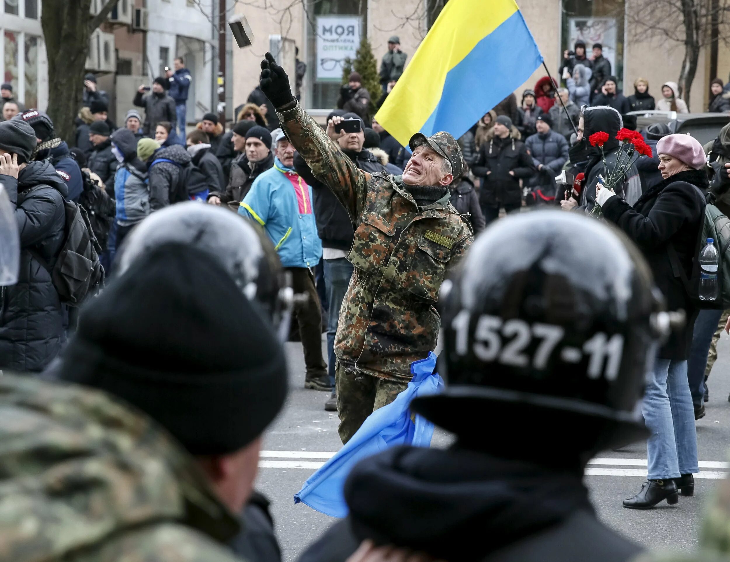 Украина националисты правый сектор. Украинские националисты на Майдане. Радикалы на Майдане. Радикалы Киева. Участники майдана