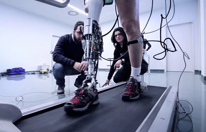 Хью герр скалолаз. Био ноги. Бионический протез ноги. Современные протезы ног. Бионический протез ноги.