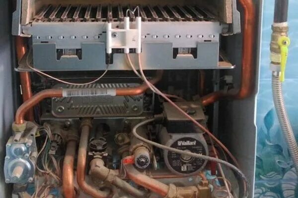Неисправность котлов вайлант. F75 vaillant. ошибка f28 котла vaillant. вайлант ошибка f28. отвертка газовщика для котлов вайлант.