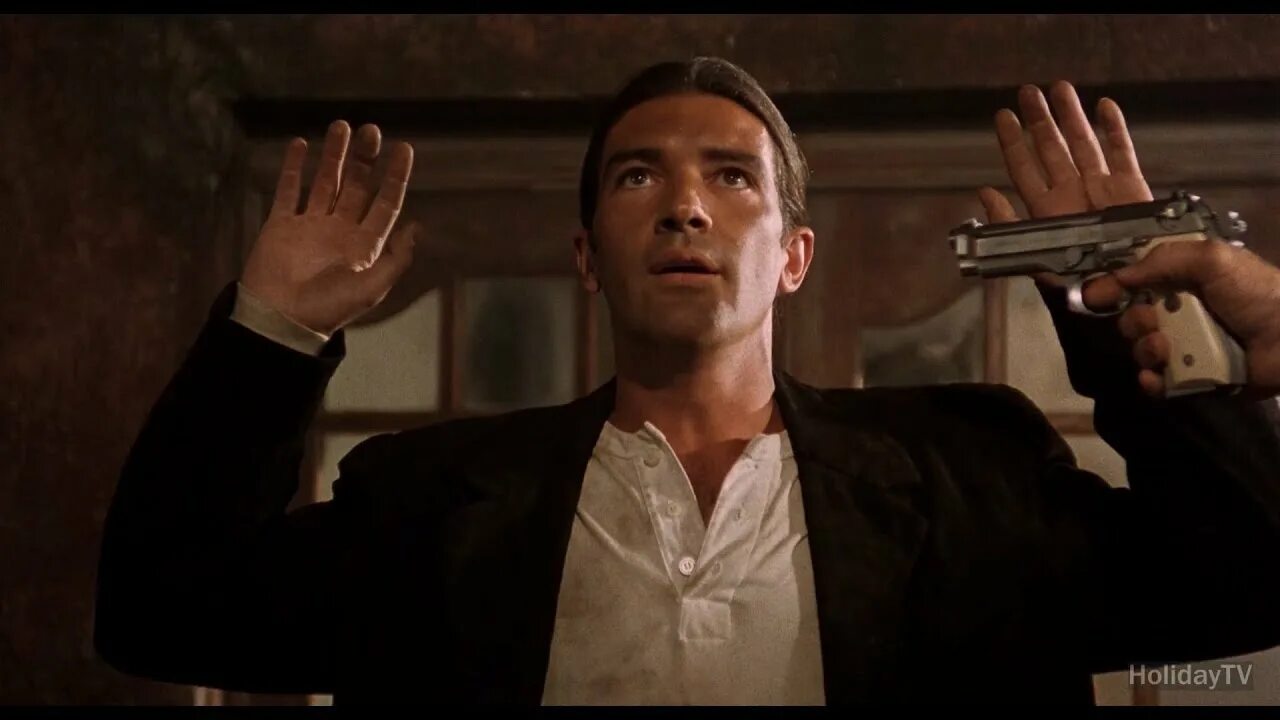 Нечаянно отчаянный. Отчаянный фильм 1995 бармен. бандерос антонио десперадо. антонио бандерас отчаянный. антонио бандерас desperado.