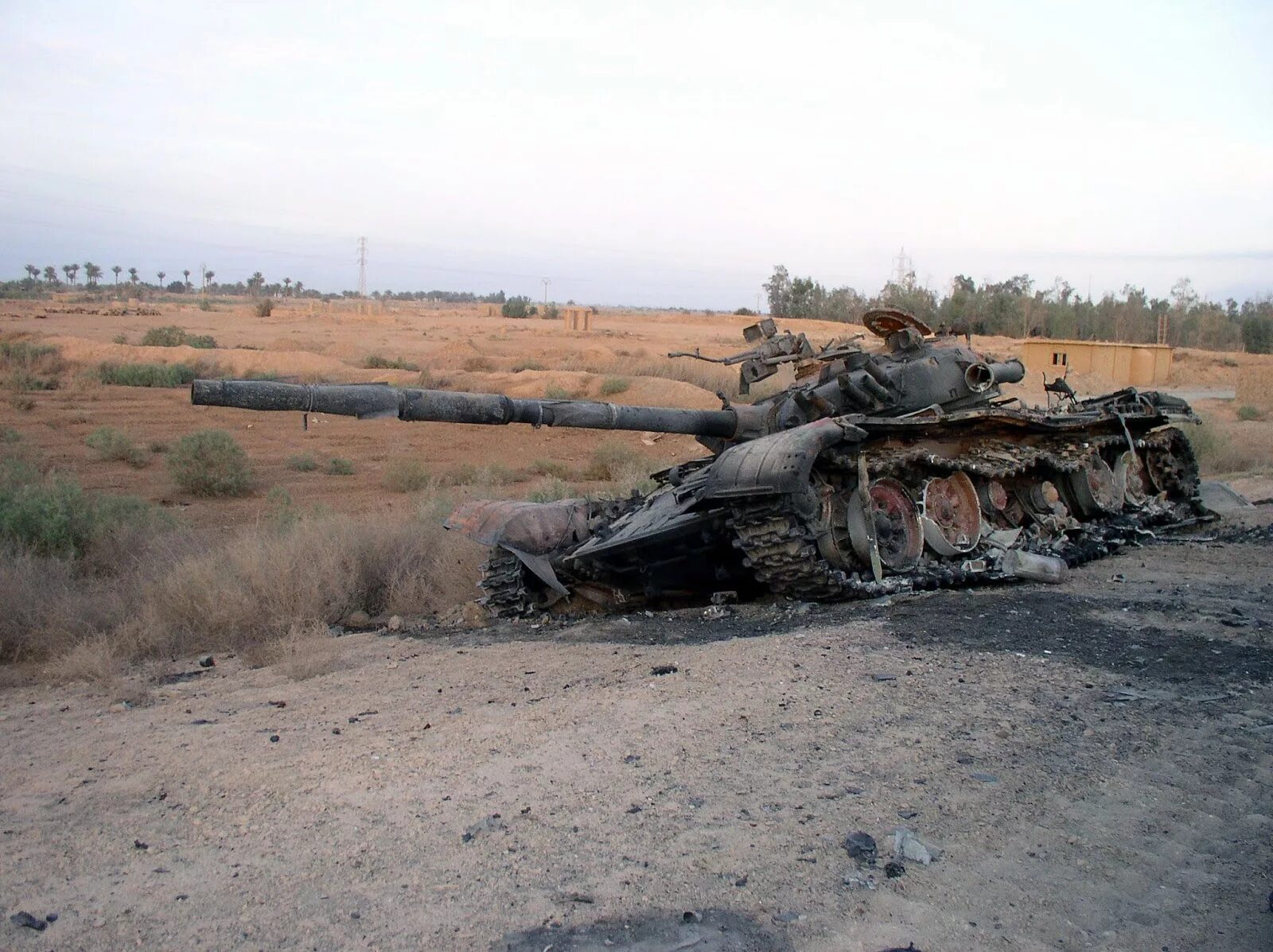 Подбитые танки абрамс на украине. Т 72 Ирак.