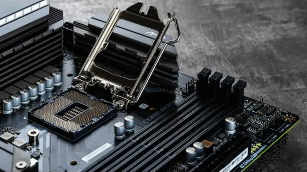 Lga 1700 z690. Материнская плата MSI z690. LGA 1200 VRM. LGA 1200 VRM list. Z690 материнская плата установка ОЗУ.