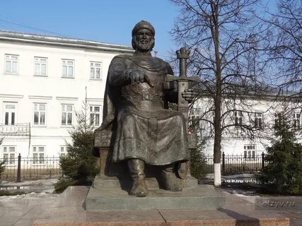 Кострома памятники