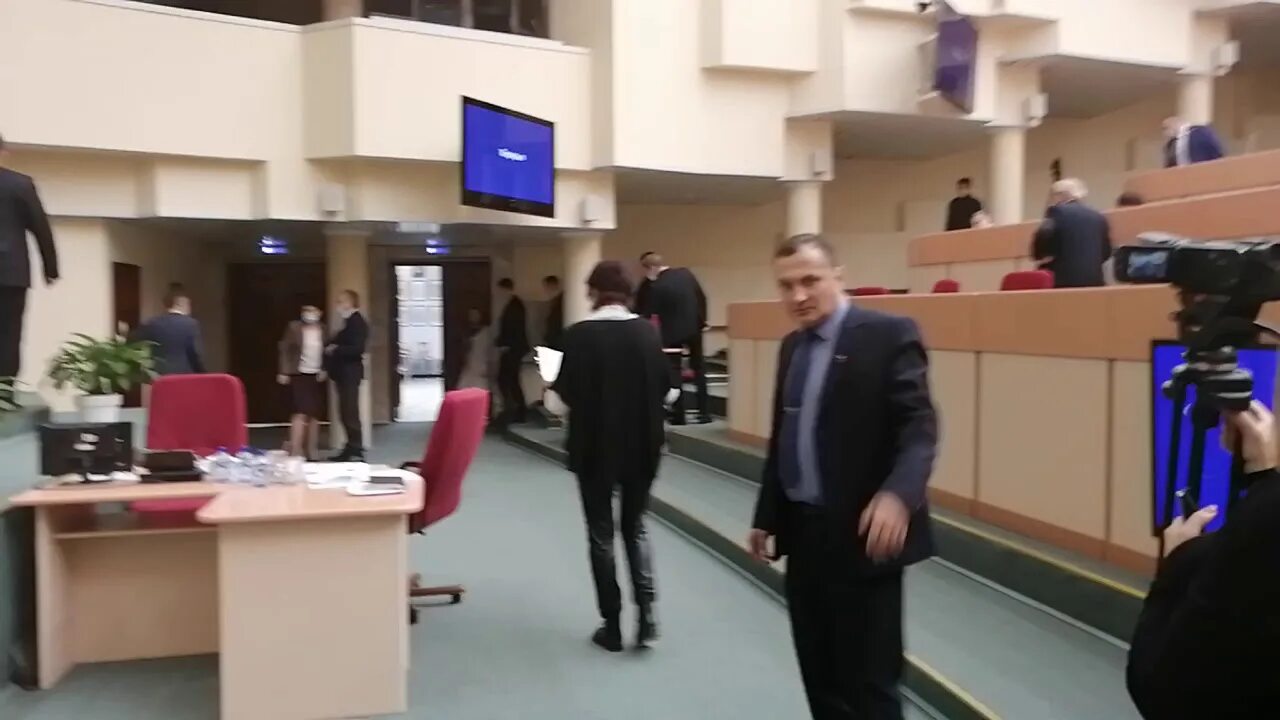 Скандал в думе. Bbc скандал в кб южный.