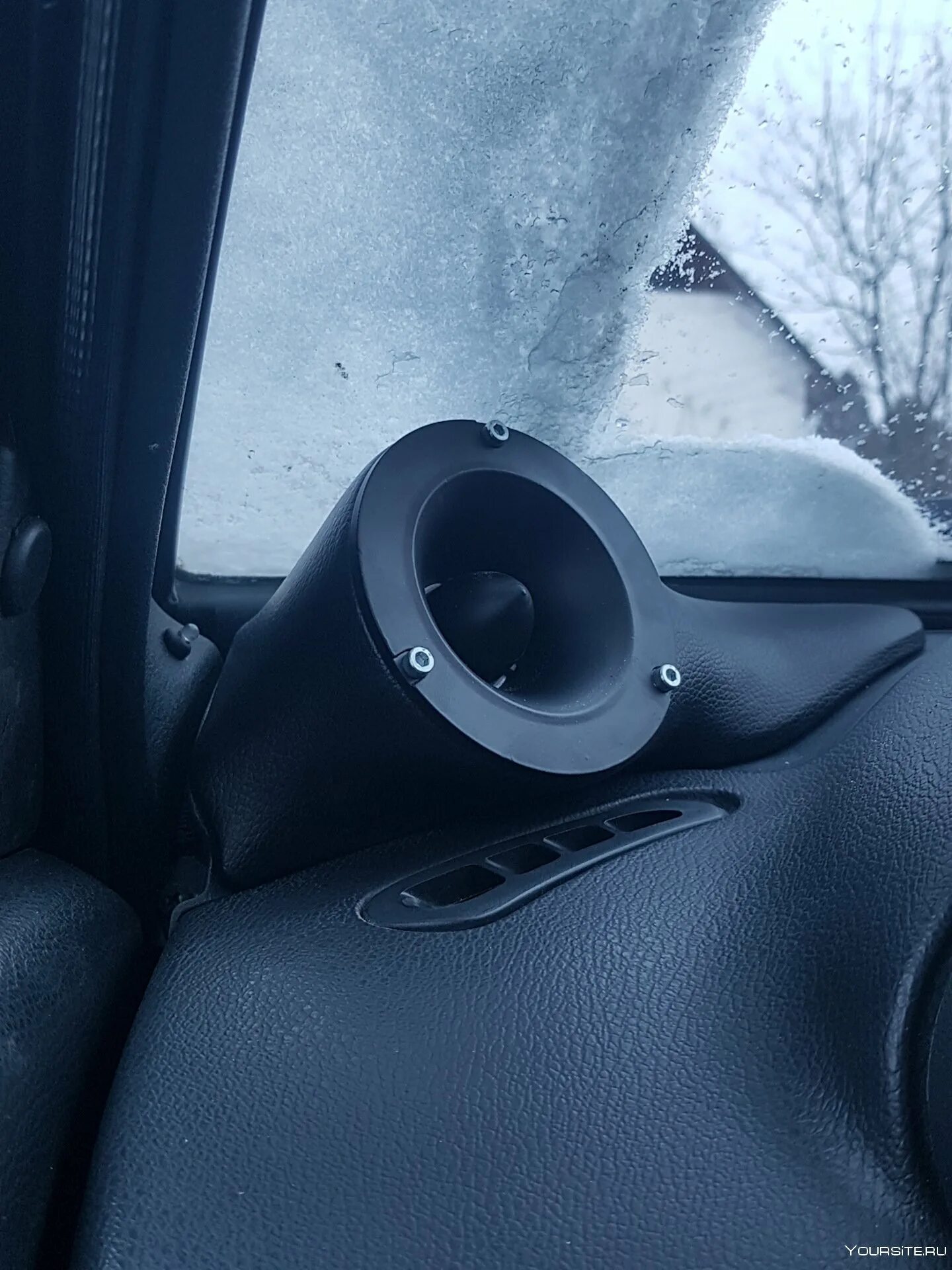 Рупор ваз 2114. Рупор ваз 2114. Рупор ваз 2114. Рупора в ваз 2107. Стойки с рупорами 2114.