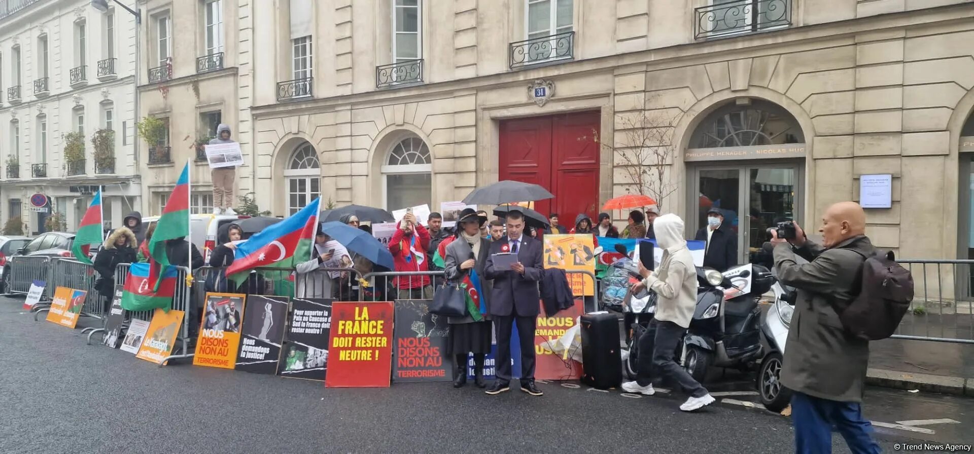 Диаспоры франции. Протест. выборы в сенат во франции народ. протестующие во франции ворвались в главный офис lvmh. french senate against azerbaijan.