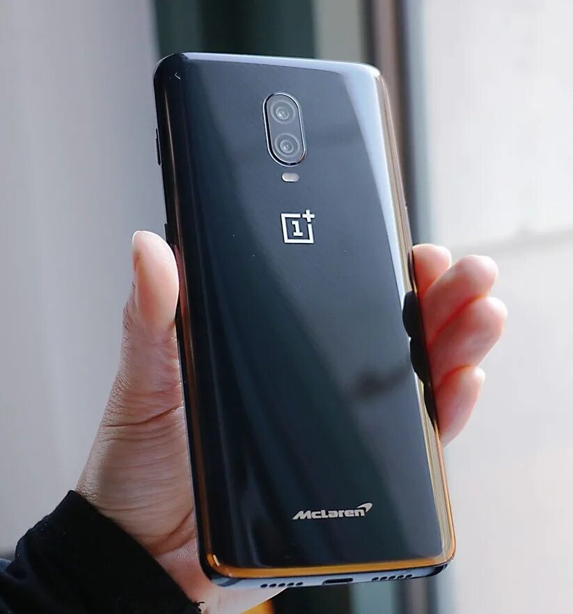 ONEPLUS 6t MCLAREN Edition. One Plus 10t Pro. One Plus 10 RT. One Plus 10 Ace.