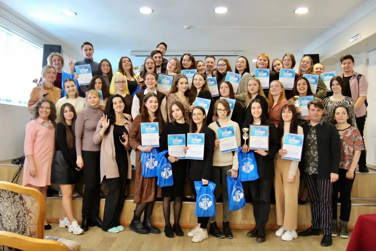 Чурапчинский колледж пожарная безопасность. Якутия колледж сварщик. Колледж искусств южно-сахалинск официальный сайт. Сах колледж. Южно сахалинский педагогический колледж.