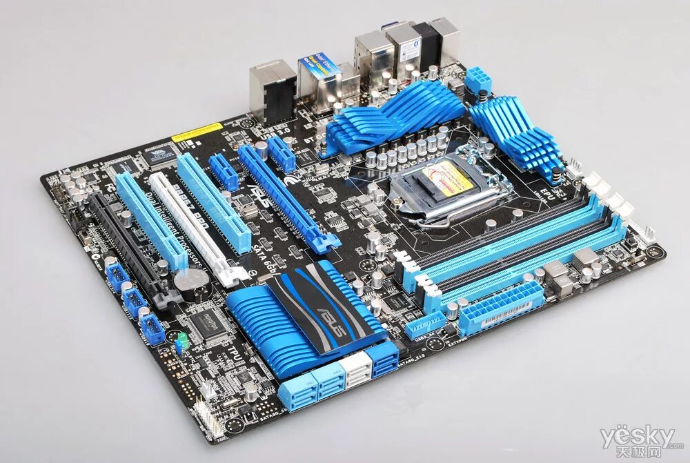 Asus p8p67 характеристики. Asus p8p67 v3. Asus p8p67 deluxe. 1. Asus p8p67 rev 3.