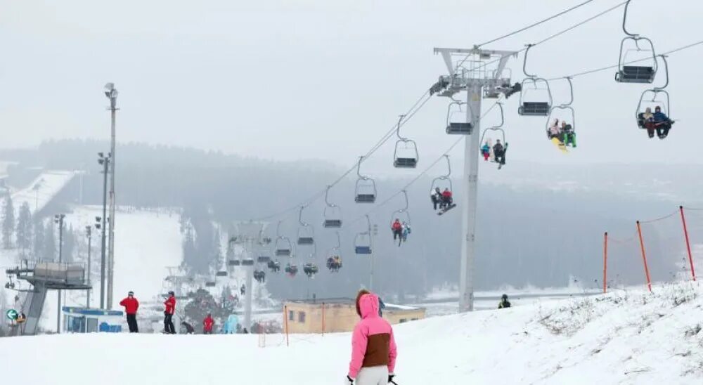 Ирий сорочаны. Сорочаны горнолыжный курорт. Гора сорочаны горнолыжная. Гостинично коттеджный комплекс сорочаны. Сорочаны гостиничный комплекс.