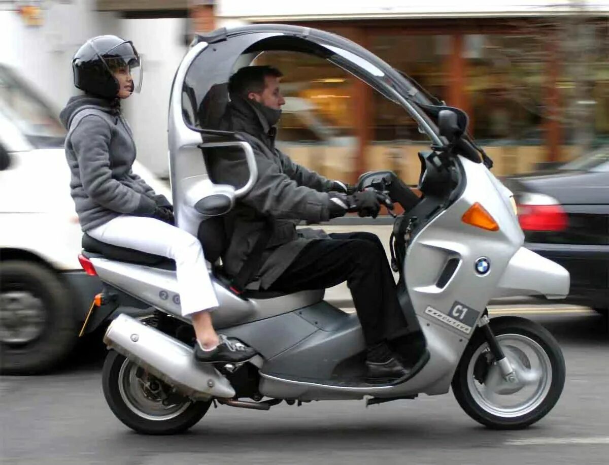 BMW c1 Scooter. Скутер БМВ с1. БМВ мопед c1. BMW c1 двухместный.