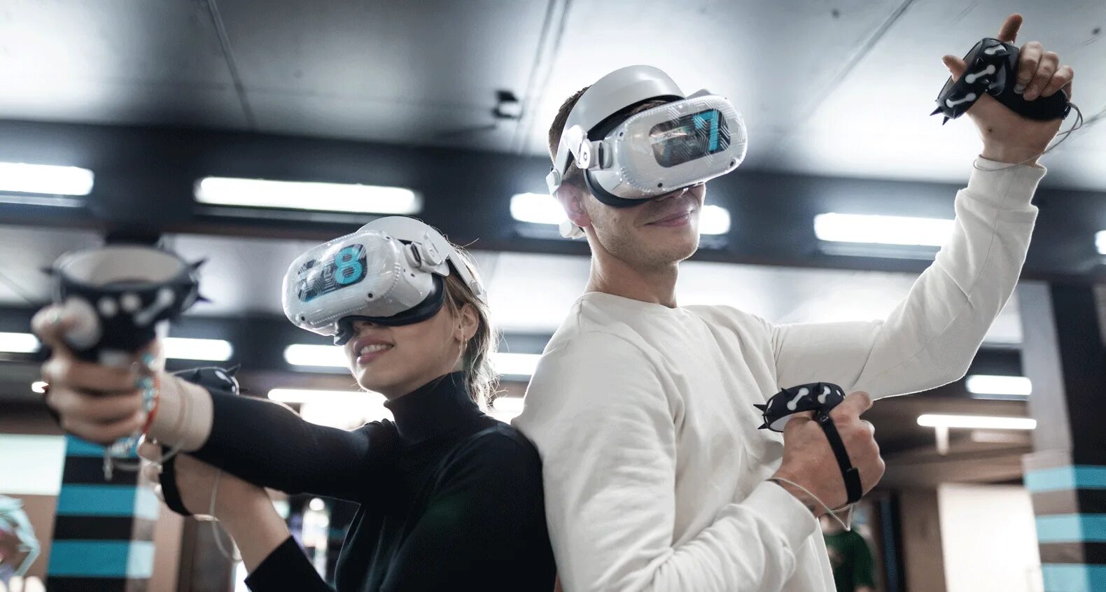 Teleport vr минск. 9d vr аттракцион. Виртуальный минск. Teleport vr. Арена виртуальной реальности.