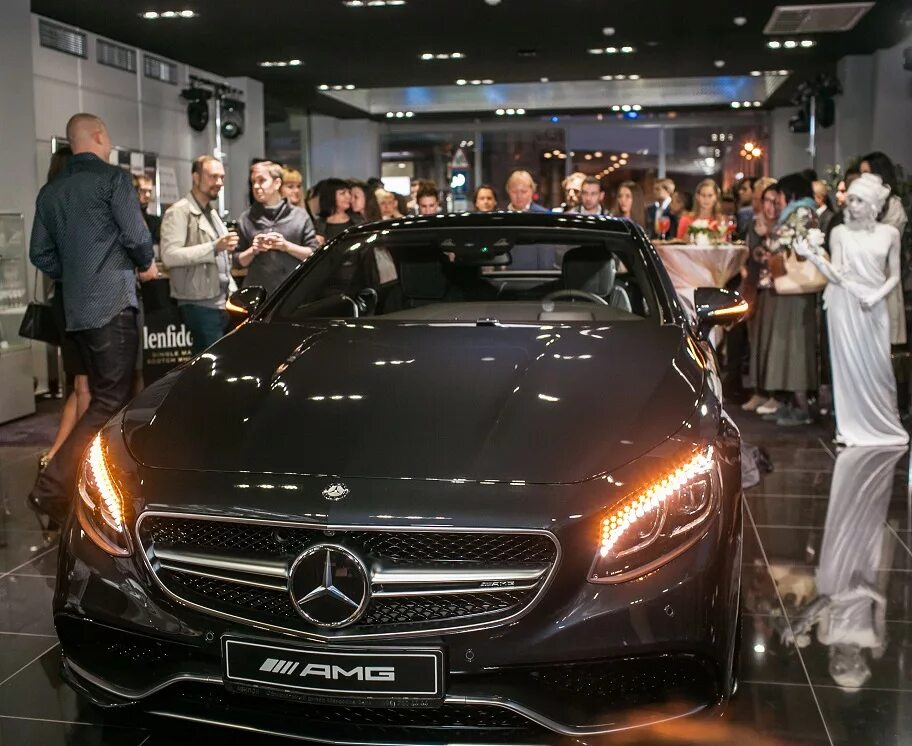 Авилон Mercedes-Benz. Мерседес Бенц Авилон. Мерседес центр AMG. Мерседес Бенц в880св77. Мерс россия купить