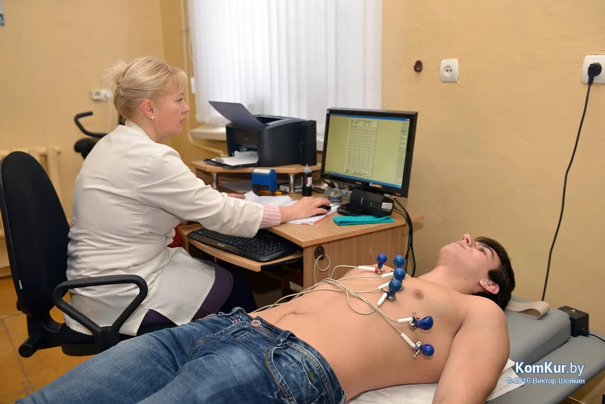 Спортивно медицинский диспансер. Кабинет функциональной диагностики. спортивный диспансер. экг в диспансере. диспансер спортивной медицины.