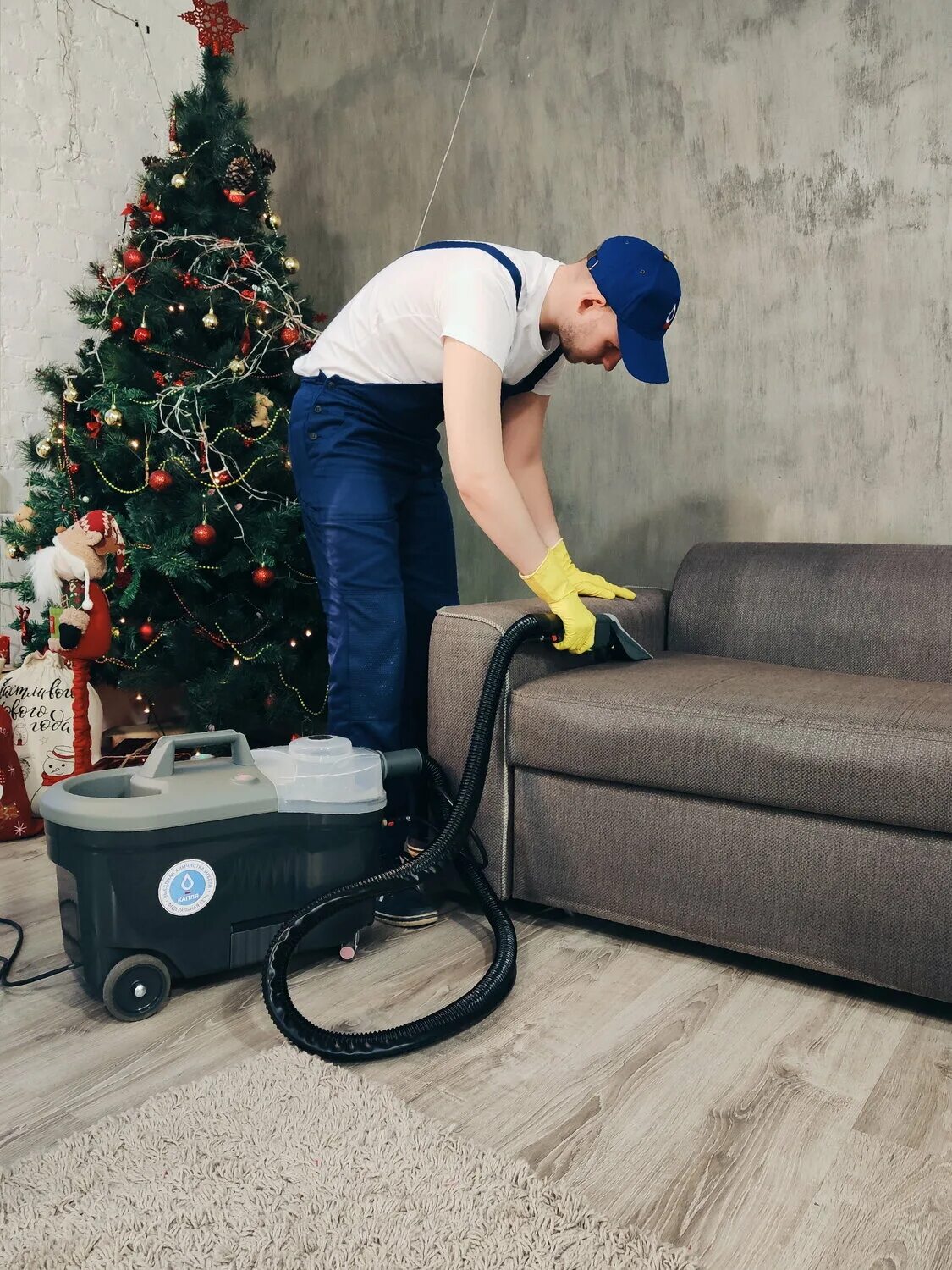 Предметы для рук чистка. Уксус от сорняков на огороде. Фильтр в пмм в машине посудомоечной машины. Чистка мебели пароочистителем. Приложение с метлой.