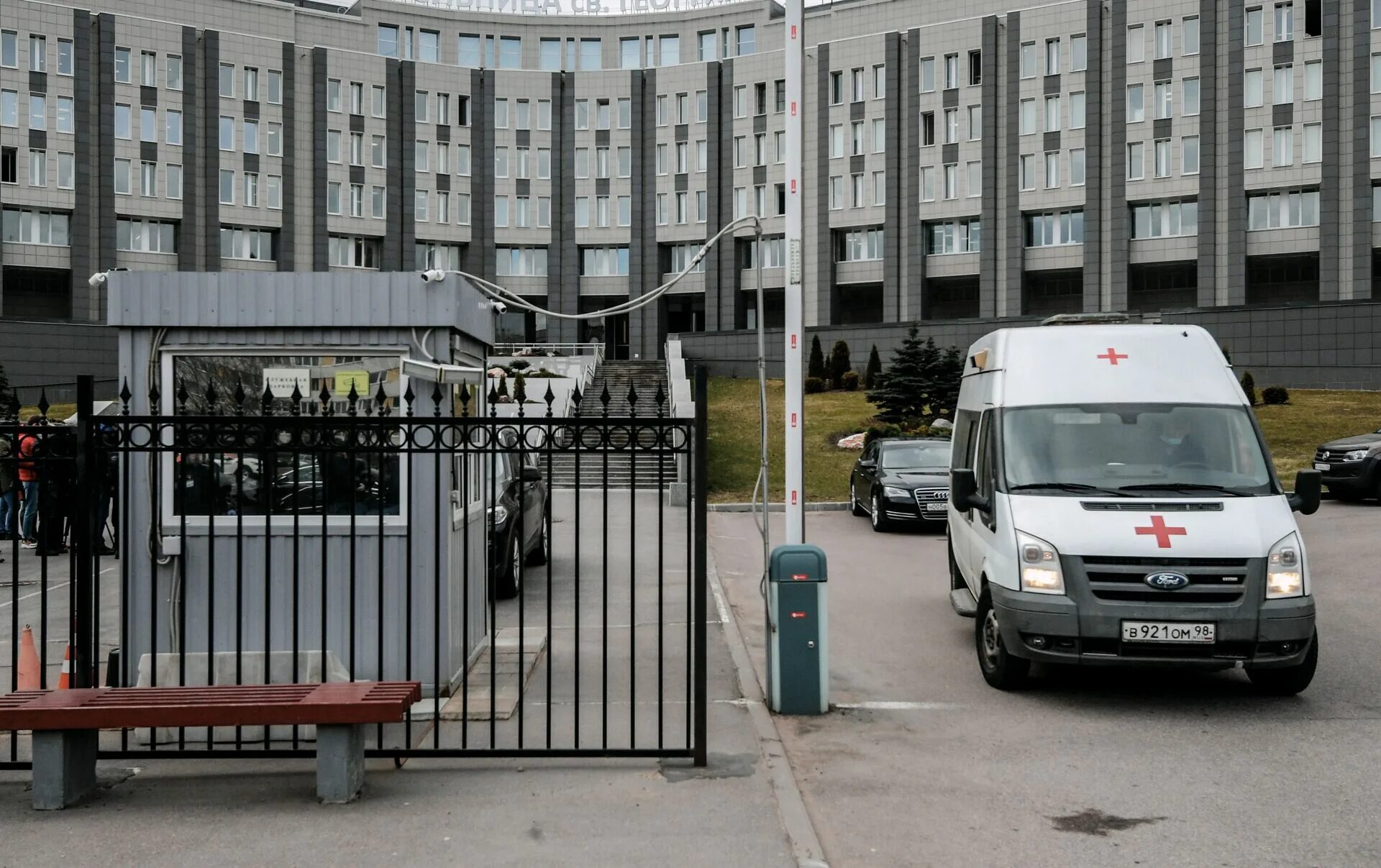 Больница святого спб. Городская больница Святого Георгия Санкт-Петербург. Больница Святого Георгия Лондон. Попова 9 Санкт-Петербург больница. Больница Святого Георгия СПБ приемное отделение.