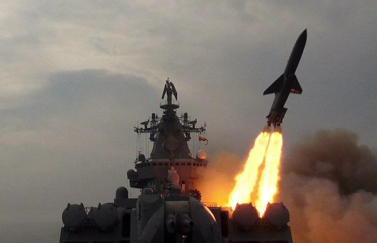Комплекс п 1000. Противокорабельный ракетный комплекс п-1000 вулкан. п-500 базальт. п-500 противокорабельная ракета. п-500 базальт п-1000 вулкан.