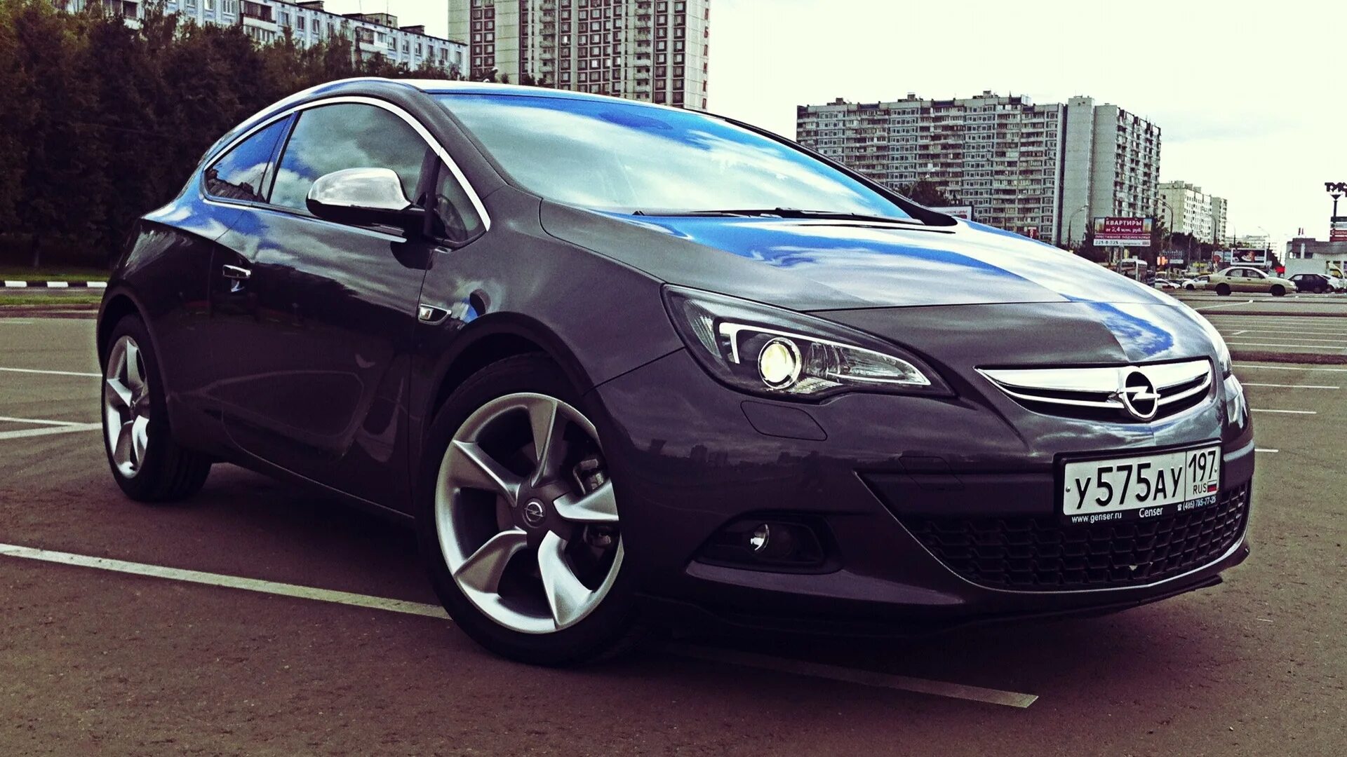 Купить опель нижний новгород. Opel Astra GTC 2011. Opel Astra GTC 2021. Opel Astra GTC 2013. Opel Astra j 2012.
