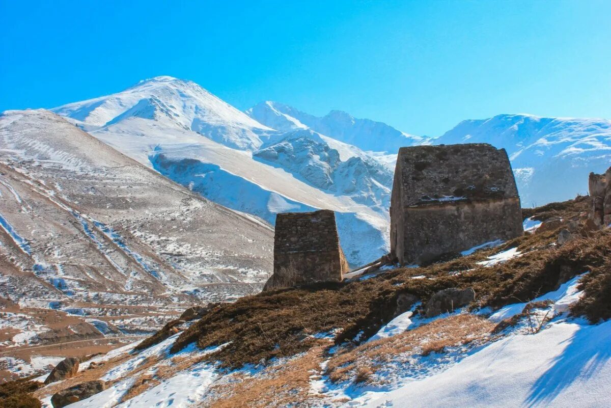 Кисловодск озеро гижгит. Кабардино-балкарская республика горы. Церик кёль кабардино-балкария. Горы кабардино балкарии. Озеро гижгит кабардино балкария летом.