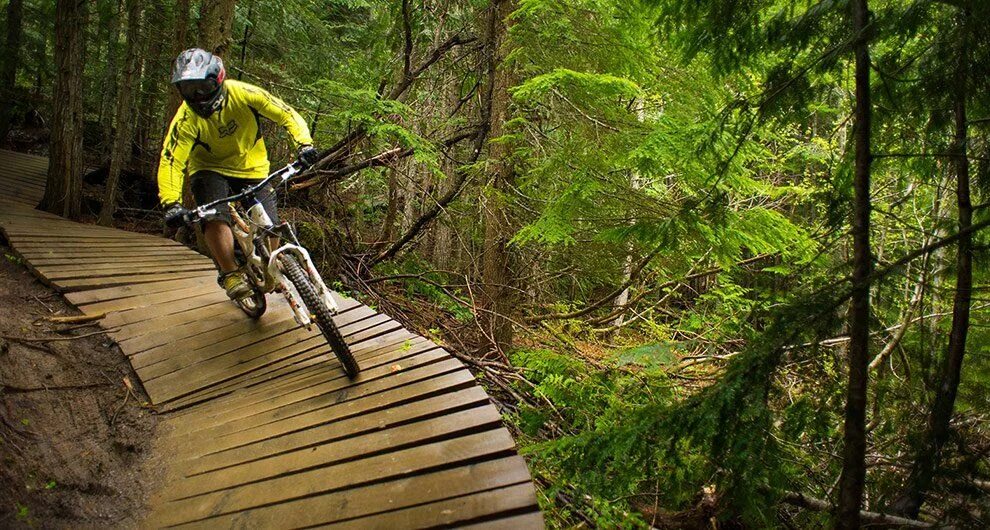 Bike сайт. Whistler Canada Bike Park. Байк парк. Байк парк Шерегеш. Горки байк парк 2022 год.