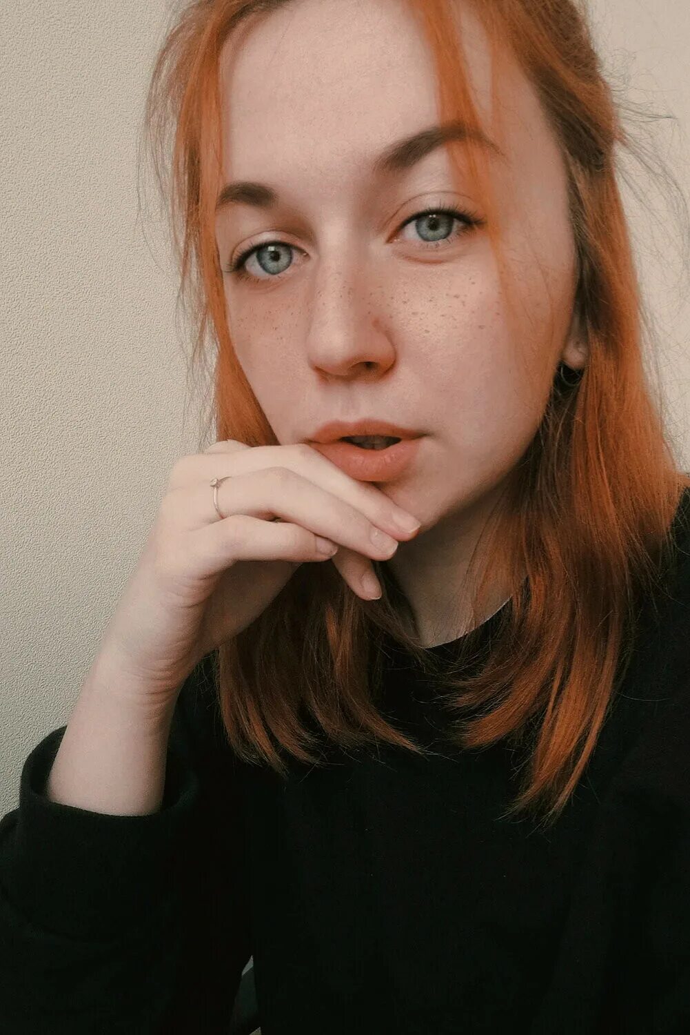 Дизайнер череповец. Череповец дизайнеры по интерьеру. Монохромный дизайн интерьера студия 54. Шаговой александр николаевич. Фотостудия череповец.