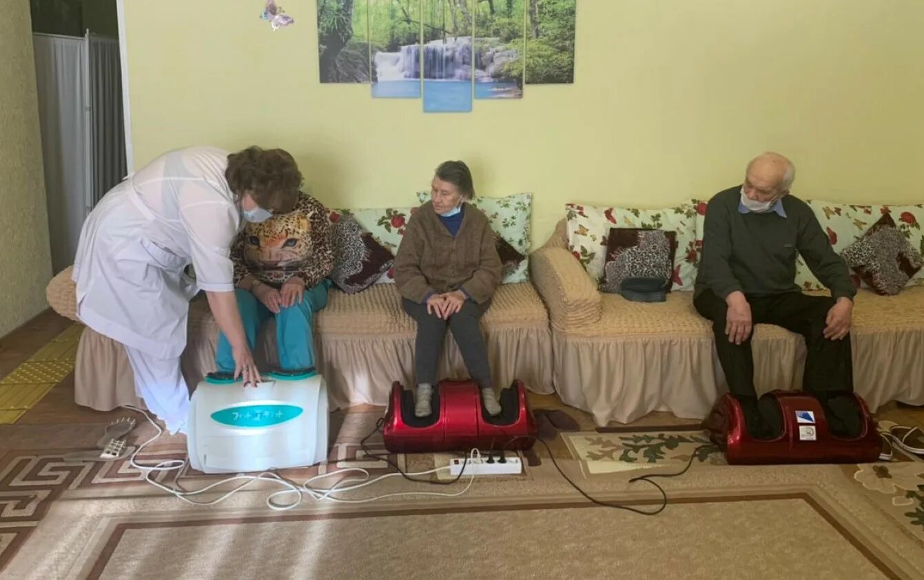 социальная защита для презентации. реабилитация пожилых. защита семьи. комплекс социальной помощи. 3 сон.