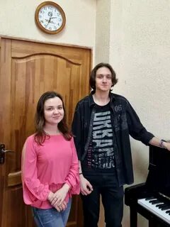 Студентам музыкальных
