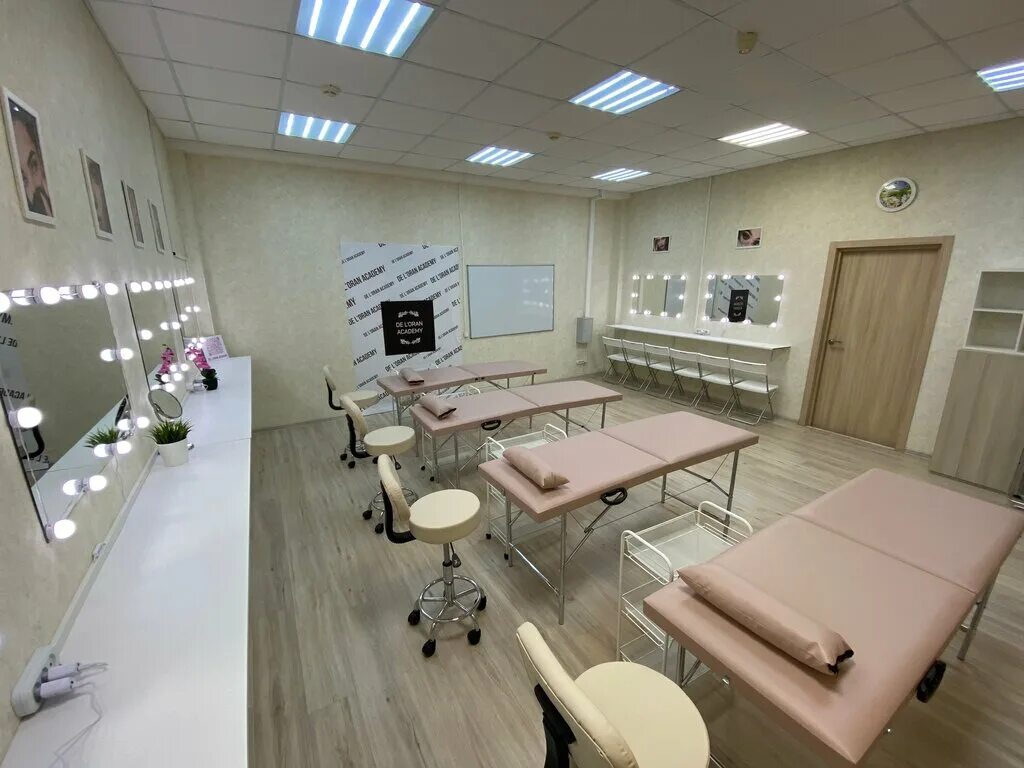 Beauty Academy Akcent, training of masters for beauty salons, Velikiy Novgorod, 