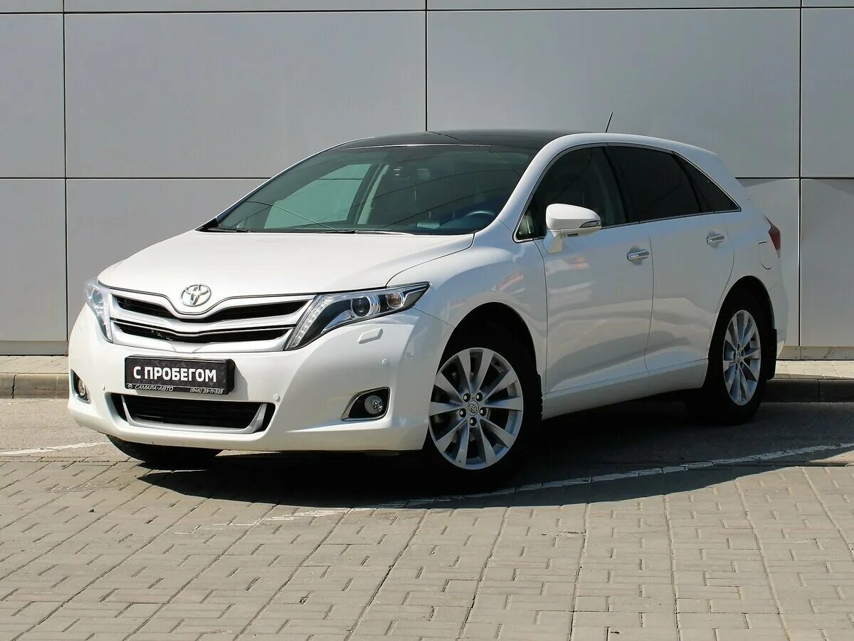 Купить венза с пробегом в россии. Toyota Venza 2013. Toyota Venza белая. Toyota Venza 2013 белая. Тойота венза 2013 белая.