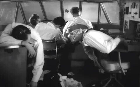 713 й просит посадку 1962