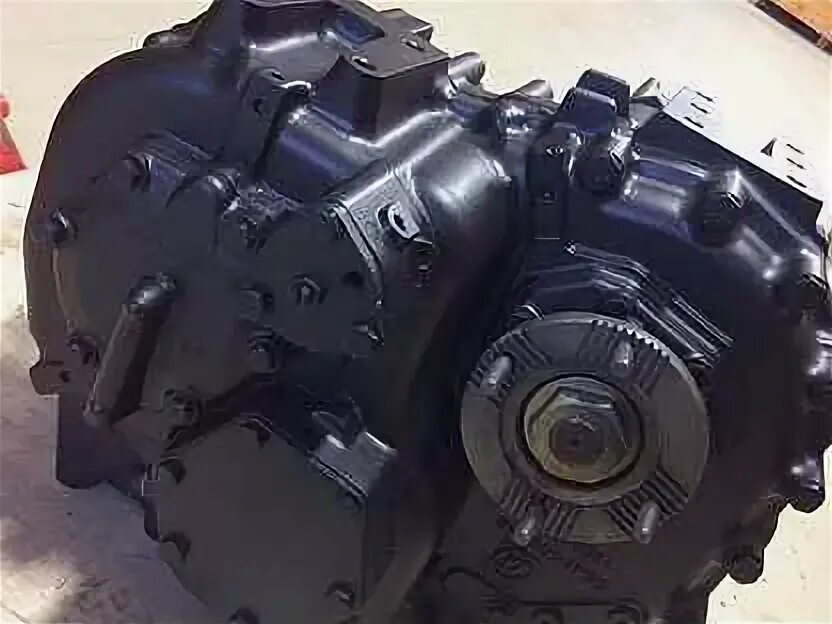 Раздатка zf. Раздаточная коробка ZF VG 2000/300. Раздаточная коробка КАМАЗ ZF vg1600/300. РКП ZF 2000/300. Коробка раздаточная ZF КАМАЗ 6520.