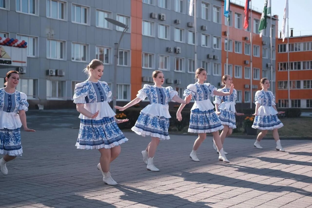 Ревда 9 мая. Ревда 09. Праздник 9 мая в Ревде. Ревда 9 маямарининскдектярск.