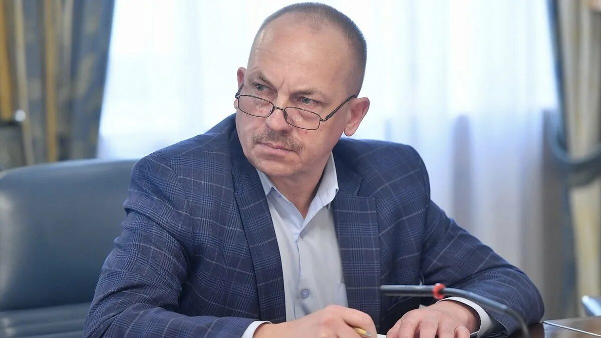 Министерство удмуртии лица. Игорь титов министр здравоохранения ур. Игорь титов минздрав удмуртии. Министр здравоохранения удмуртской. Титов игорь георгиевич удмуртия.