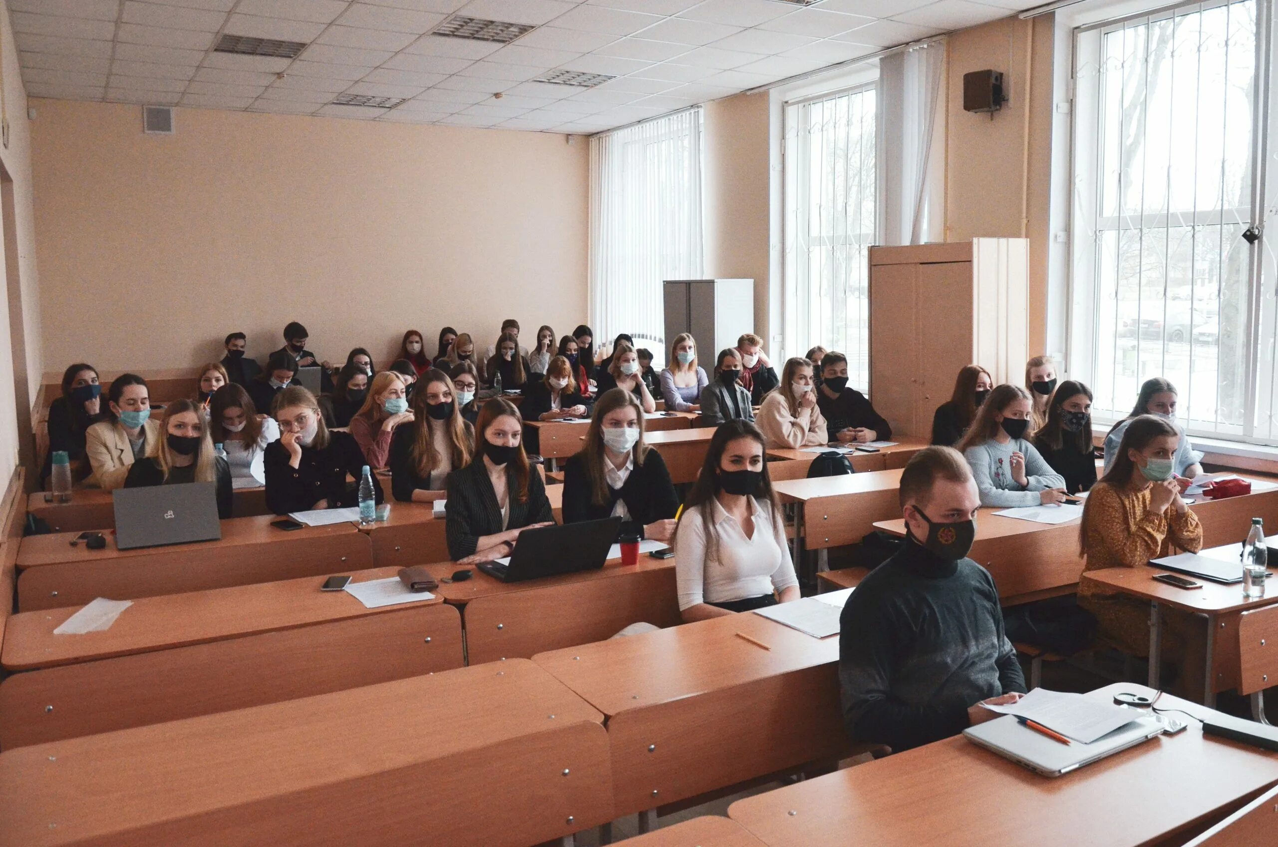 Научно практическая конференция минск. ФМК БГЭУ. БГЭУ внутри. БГЭУ (бывш. БГИНХ).